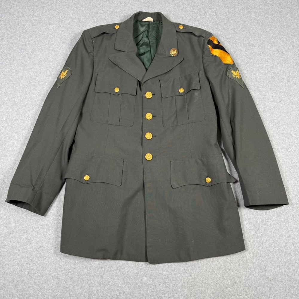 Vintage 70s US Army Class A Green Dress Uniform Jacket 1st Cavalry Division 38R